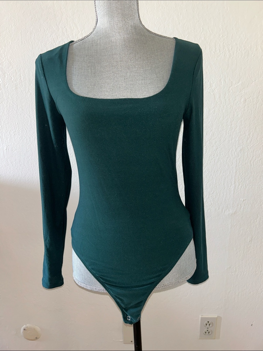 Olive & Oak Deep Forest Square Neck Long Sleeve Bodysuit Size M